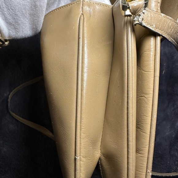 Ferragamo Tan Leather Crossbody Bag Vintage - Picture 8 of 16